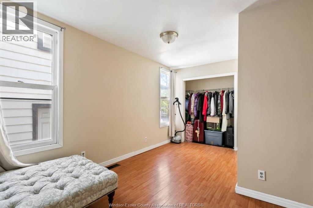581-583 CRAWFORD AVENUE - 6