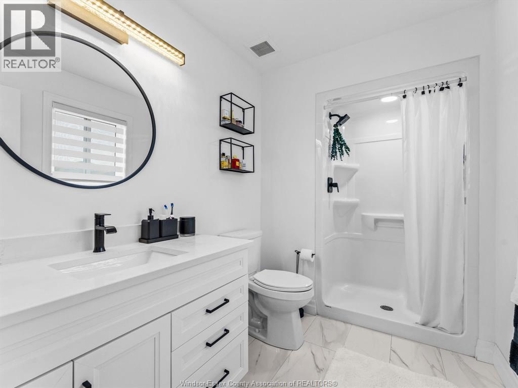411 THOMPSON AVENUE - 24