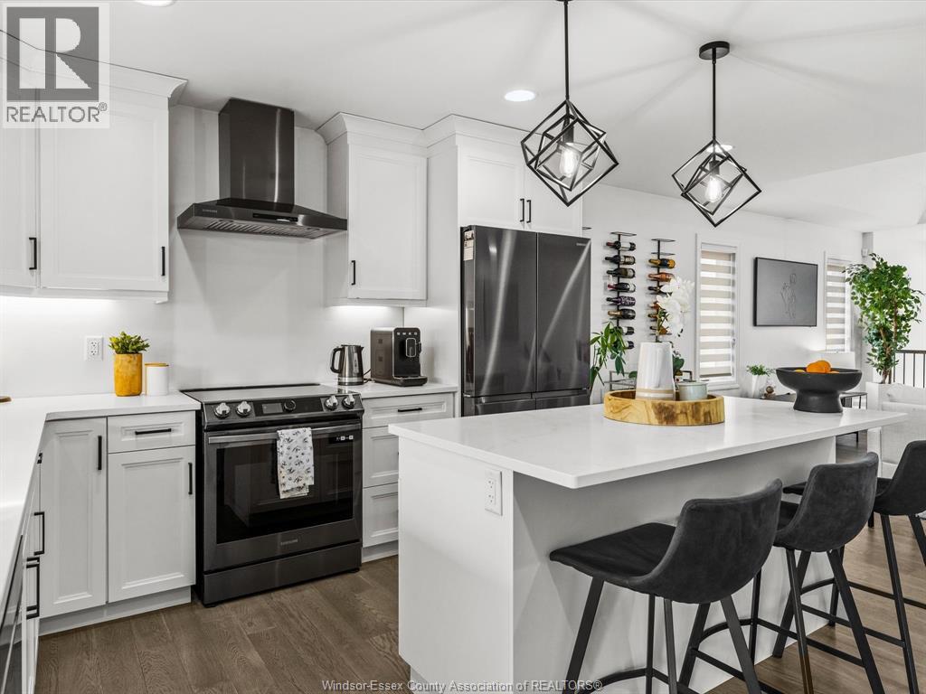 411 THOMPSON AVENUE - 15