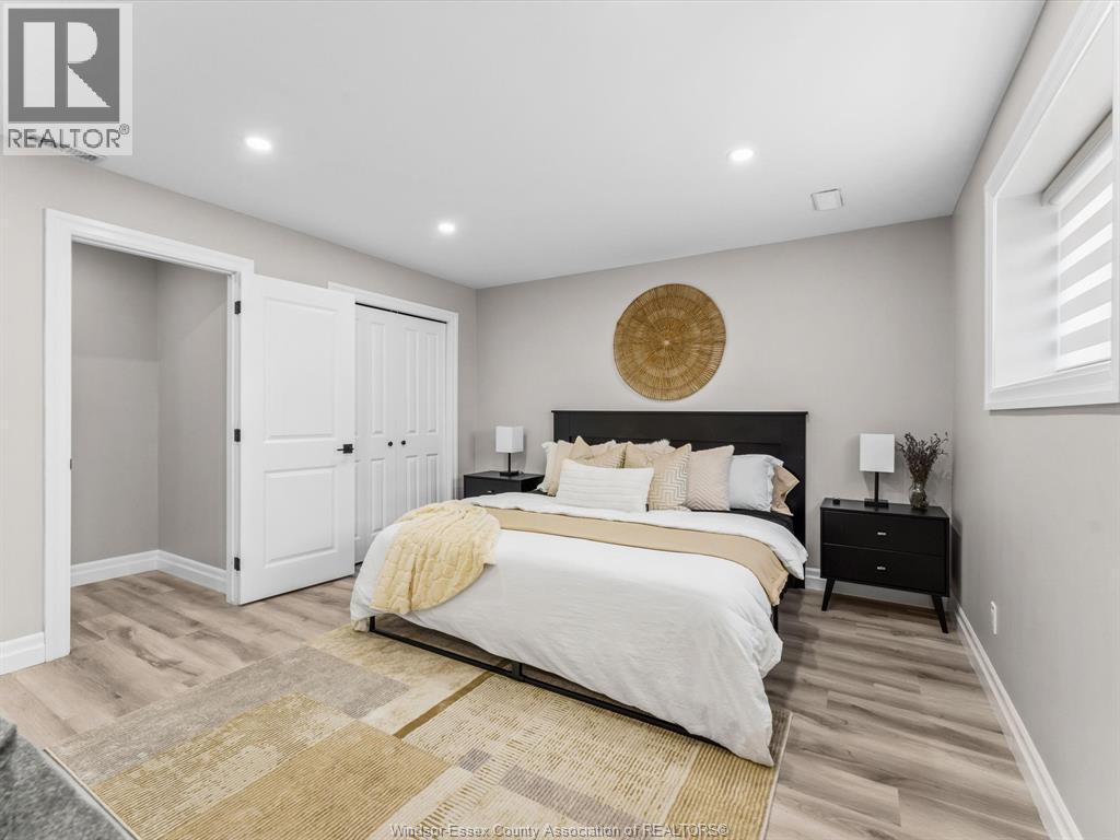411 THOMPSON AVENUE - 33