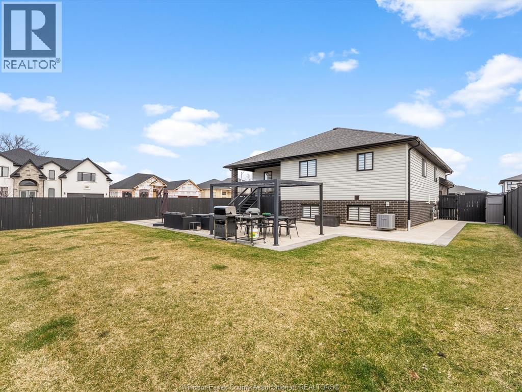 411 THOMPSON AVENUE - 43