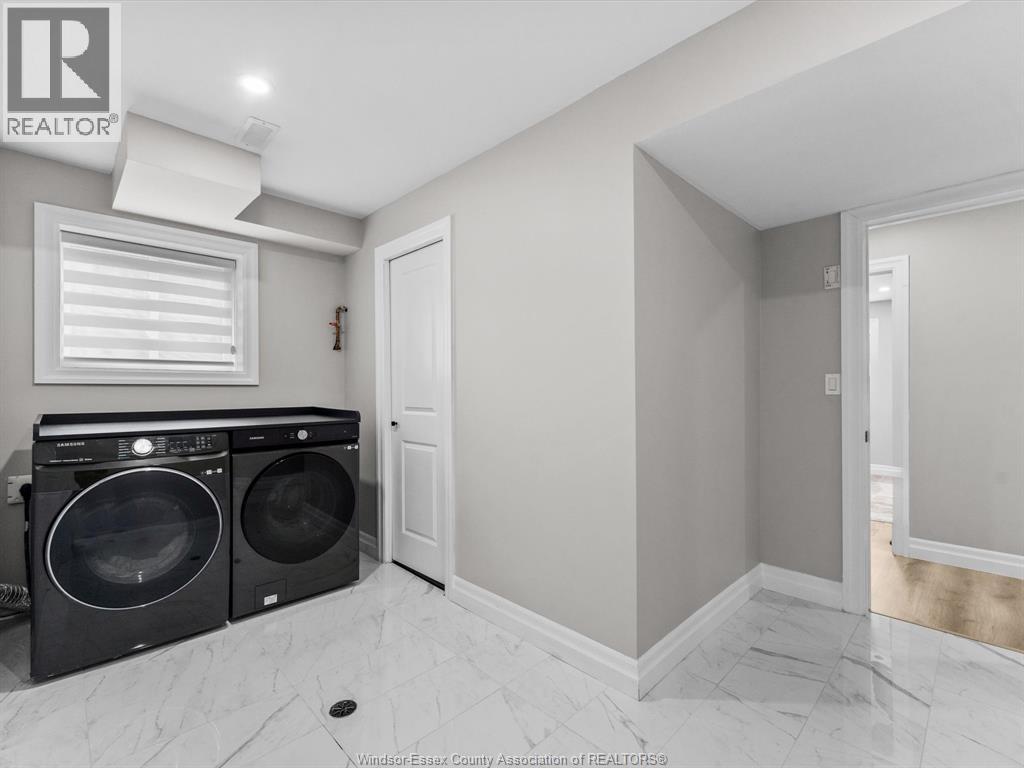 411 THOMPSON AVENUE - 37
