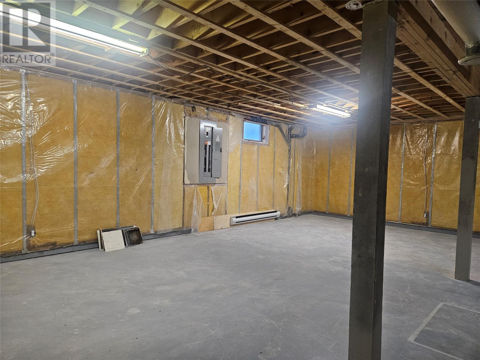 3 Courtney Street - 27