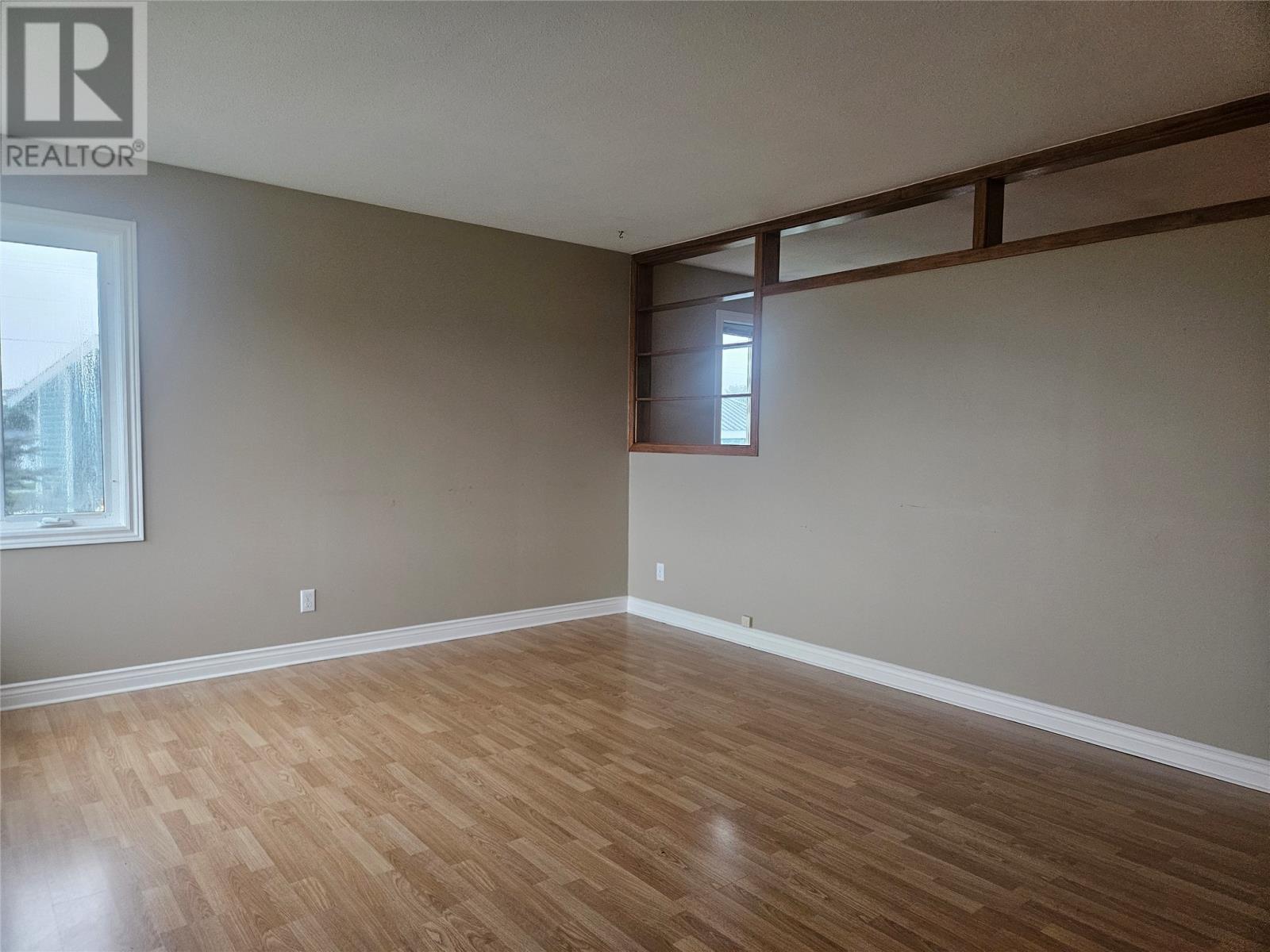 3 Courtney Street - 5