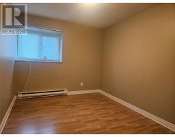 3 Courtney Street thumbnail 18