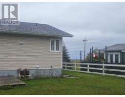 3 Courtney Street thumbnail 32