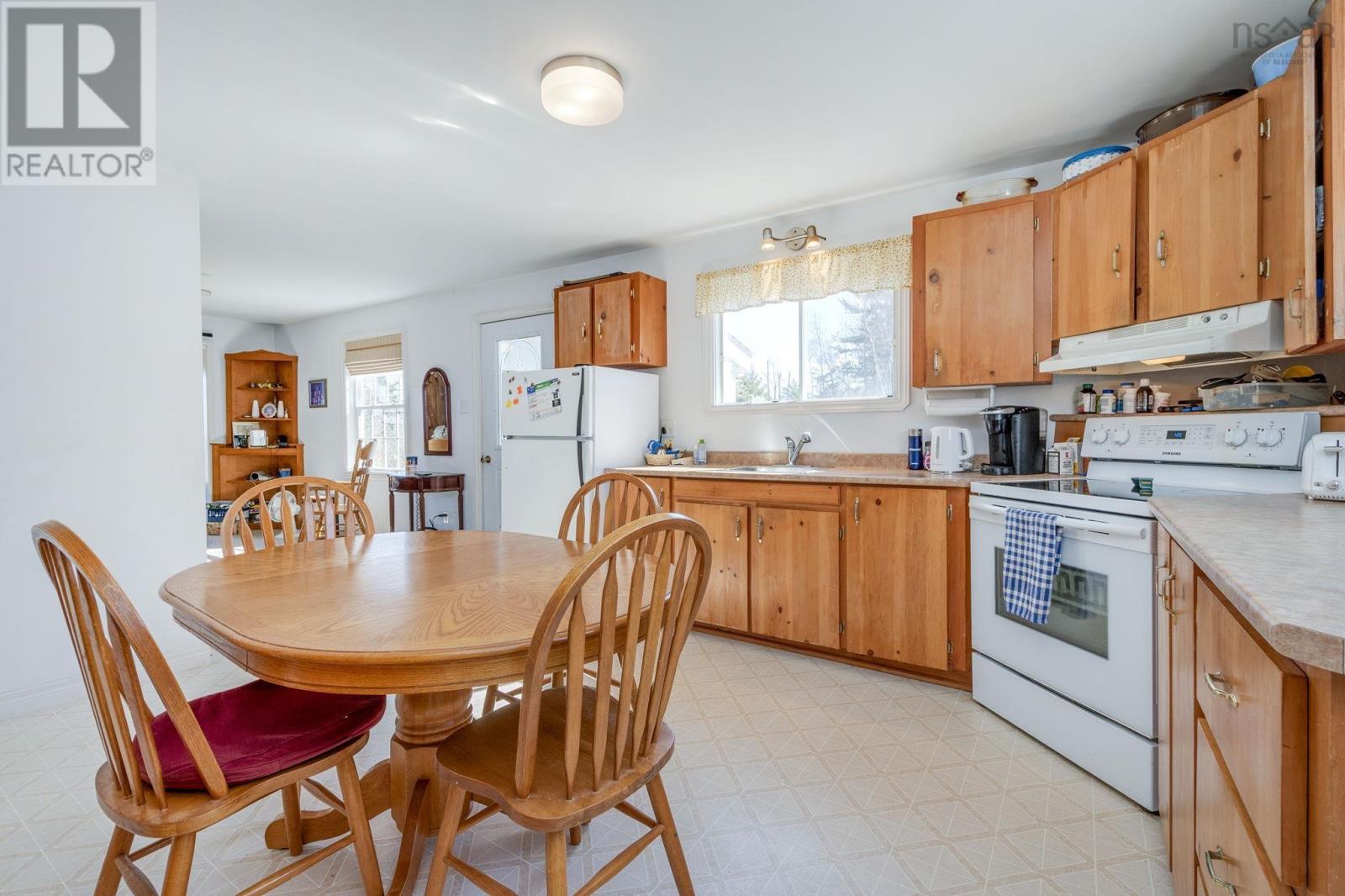 577 ALMA ROAD - 5