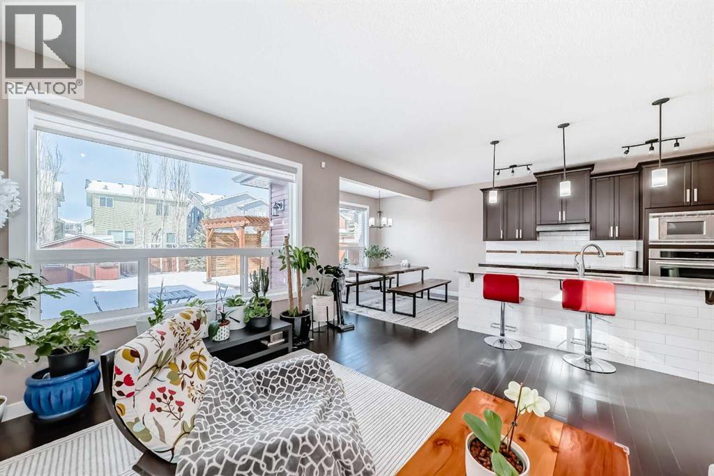 Single Family House for Sale in  Cougar Ridge Place SW Cougar Ridge Calgary 