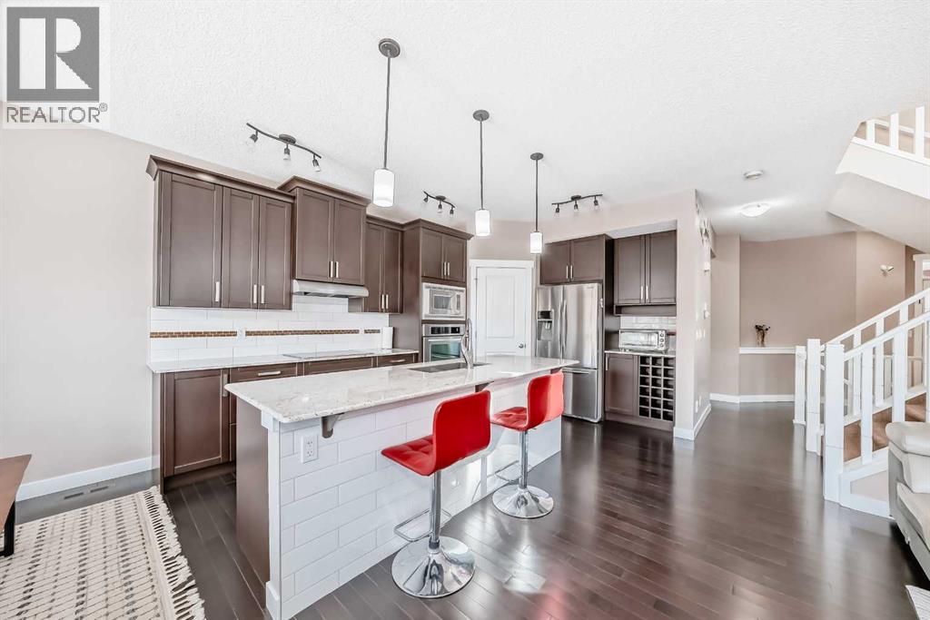 Single Family House for Sale in  Cougar Ridge Place SW Cougar Ridge Calgary 