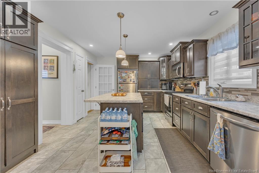 194 HORSLER DRIVE - 10