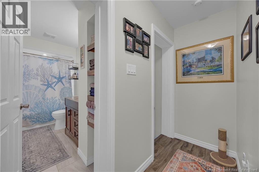 194 HORSLER DRIVE - 16