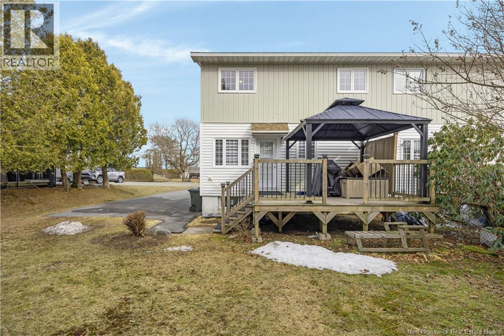 194 HORSLER DRIVE - 28