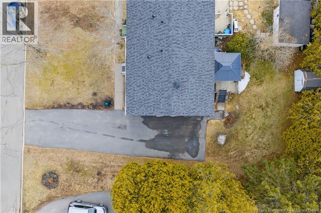 194 HORSLER DRIVE - 31