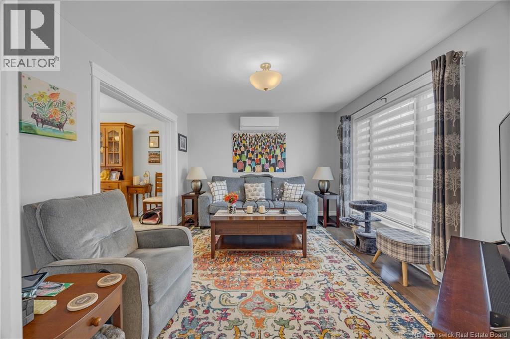 194 HORSLER DRIVE - 4