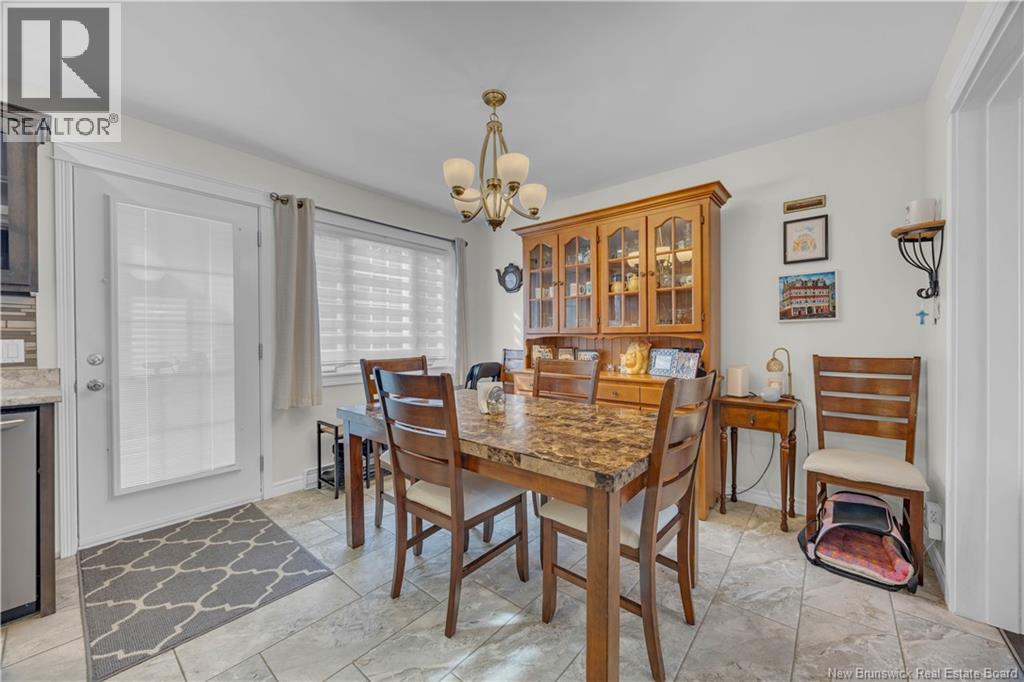 194 HORSLER DRIVE - 7