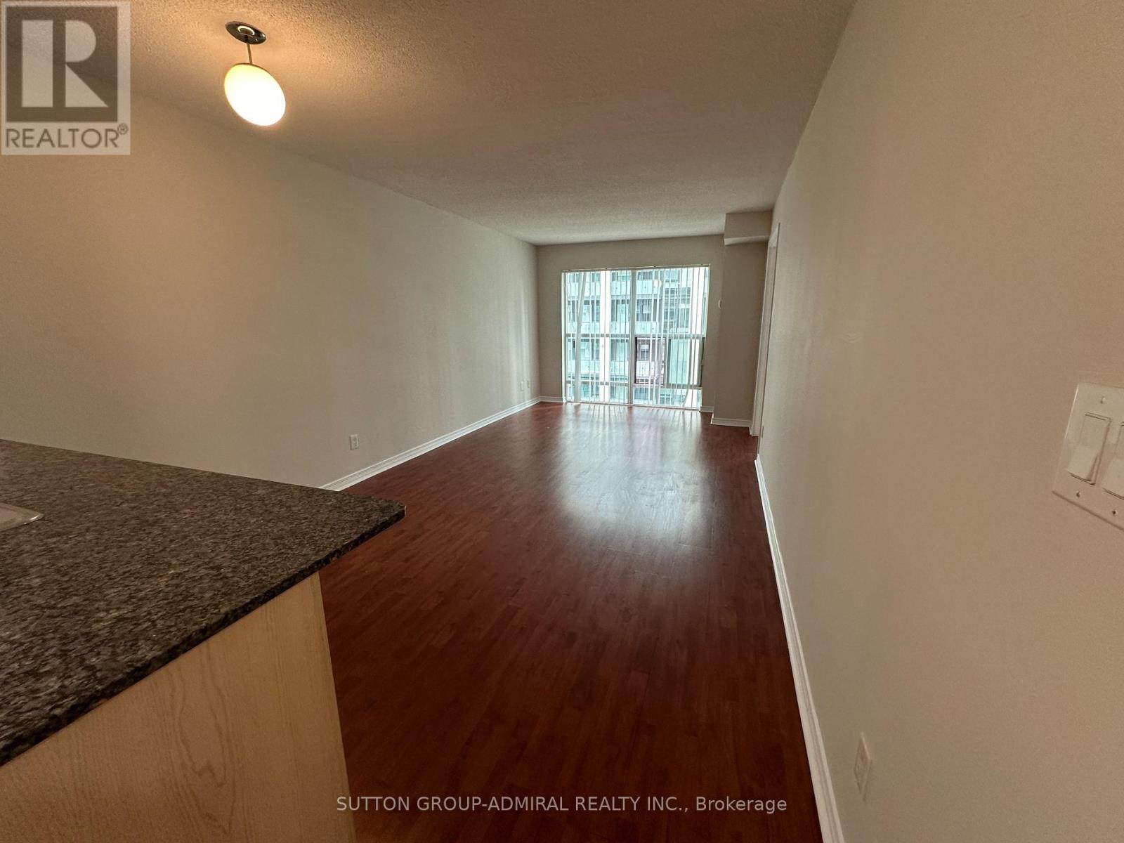 #911 185 ONEIDA CRESCENT - 15