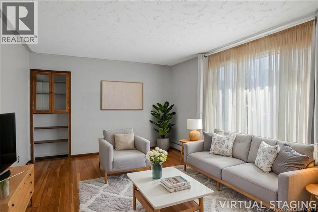 15 BALFOUR STREET - 18