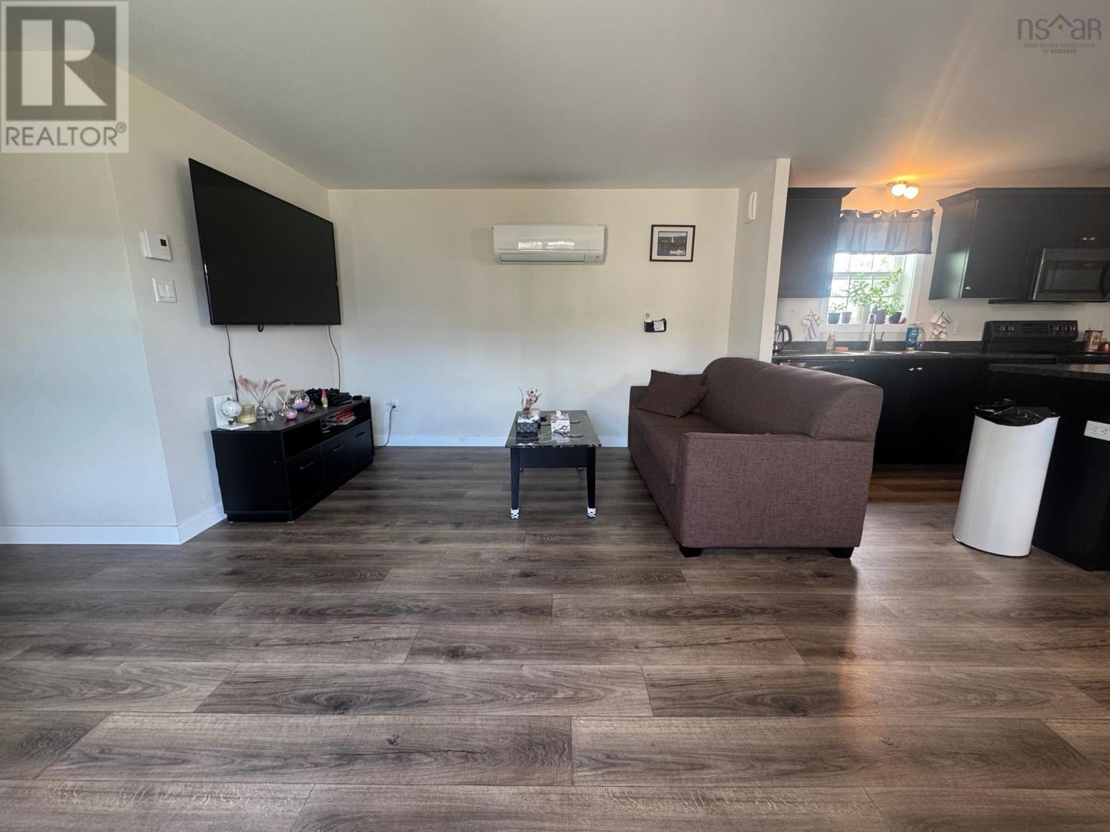 Property 18 of 26 of 15 Brynlees Lane