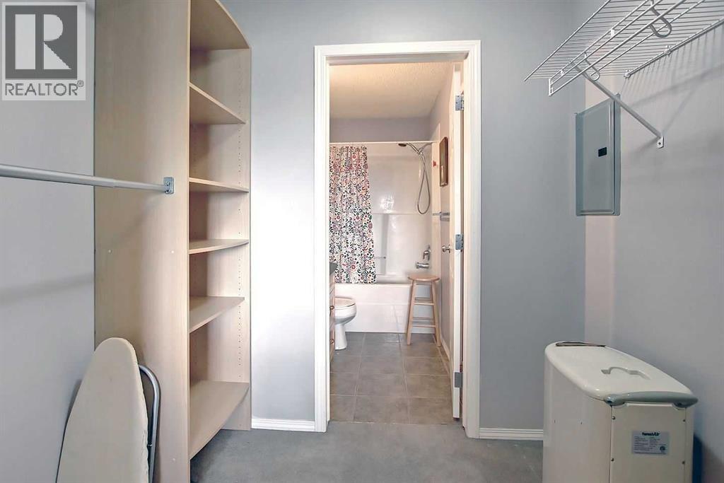 Single Family House for Sale in   Panamount Drive NW Panorama Hills Calgary 