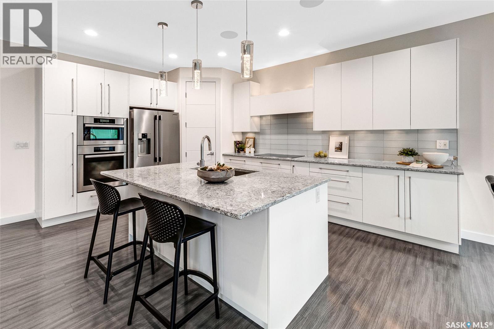 Single Family House 2 Level for Sale in  Atton CRESCENT Saskatoon 