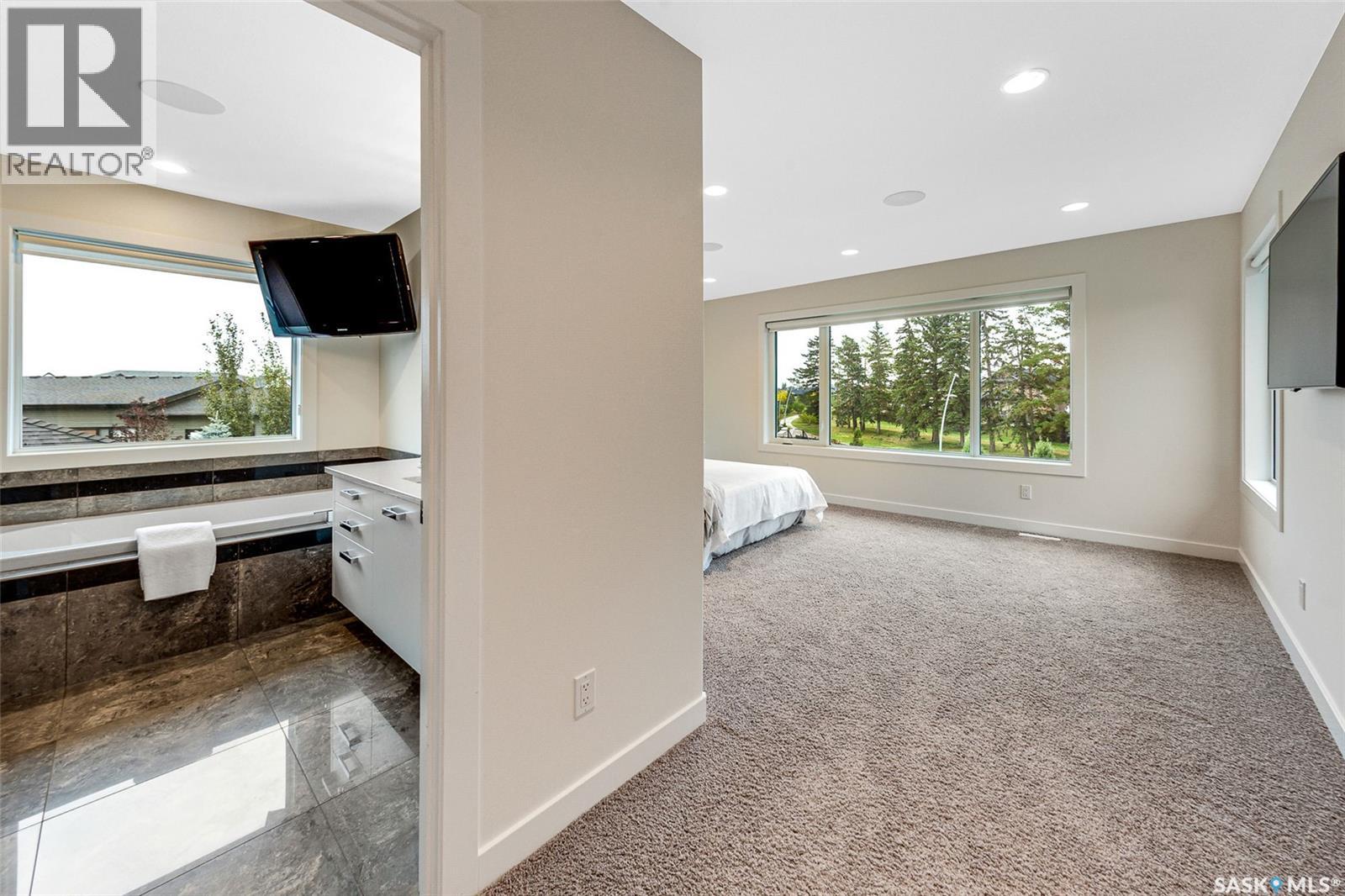 Single Family House 2 Level for Sale in  Atton CRESCENT Saskatoon 