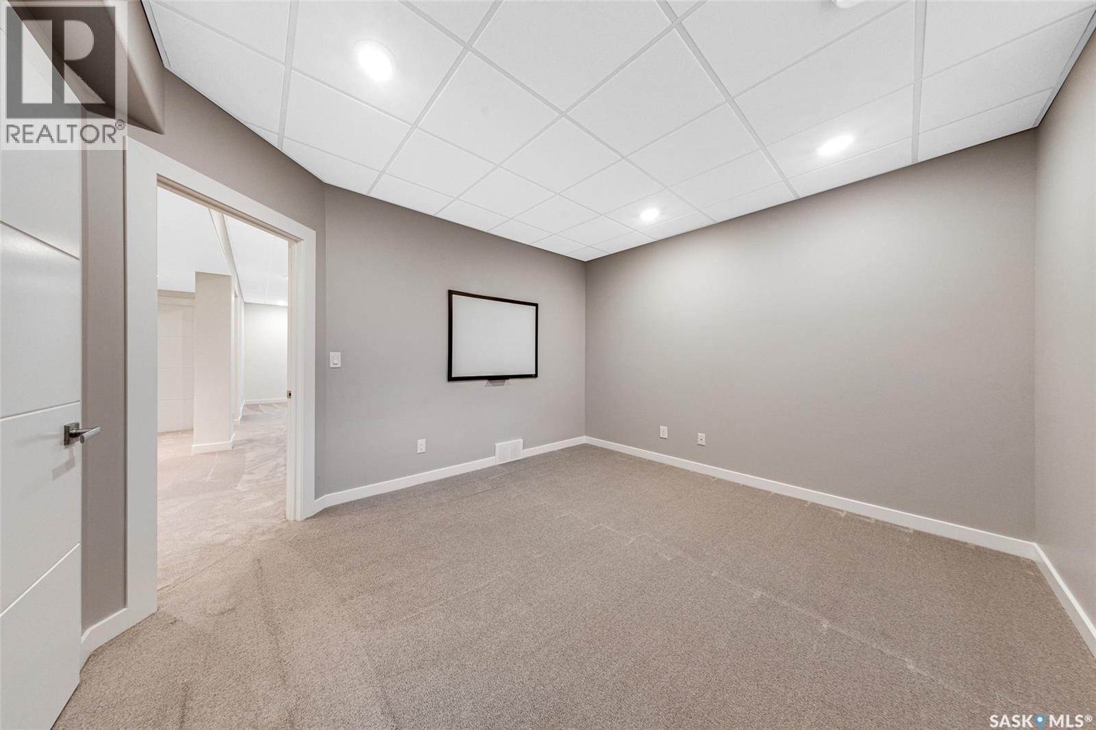 Single Family House 2 Level for Sale in  Atton CRESCENT Saskatoon 