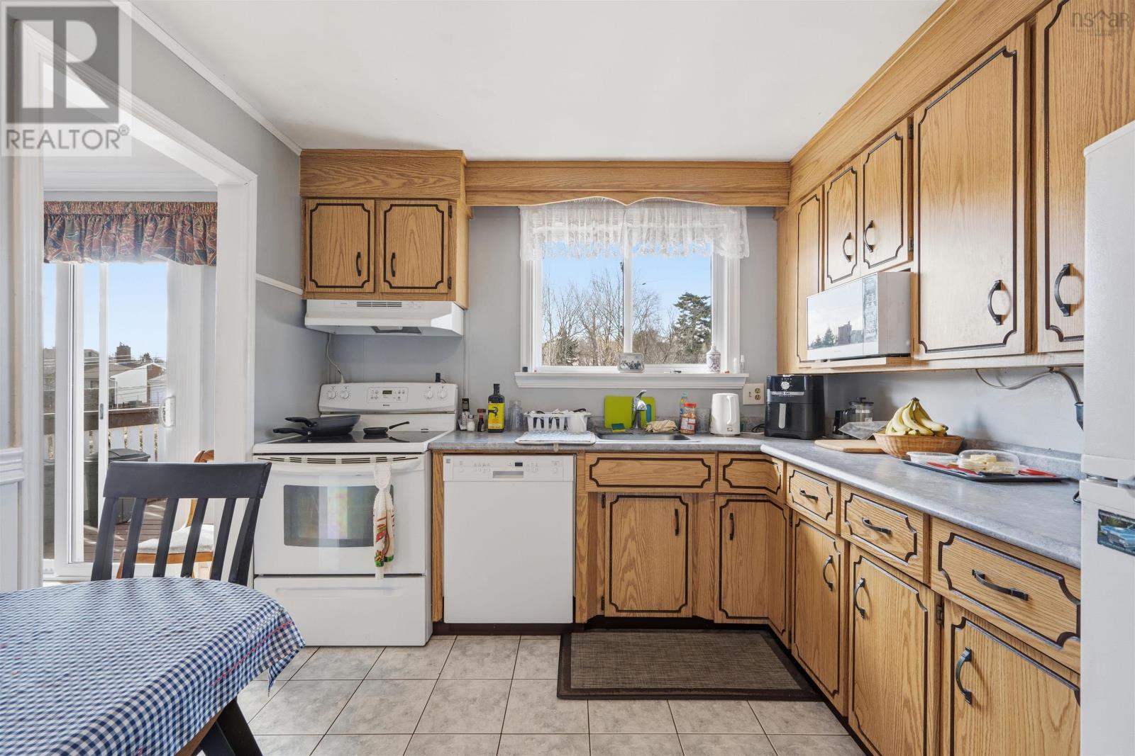 Property 34 of 49 of 60 Hampton Green