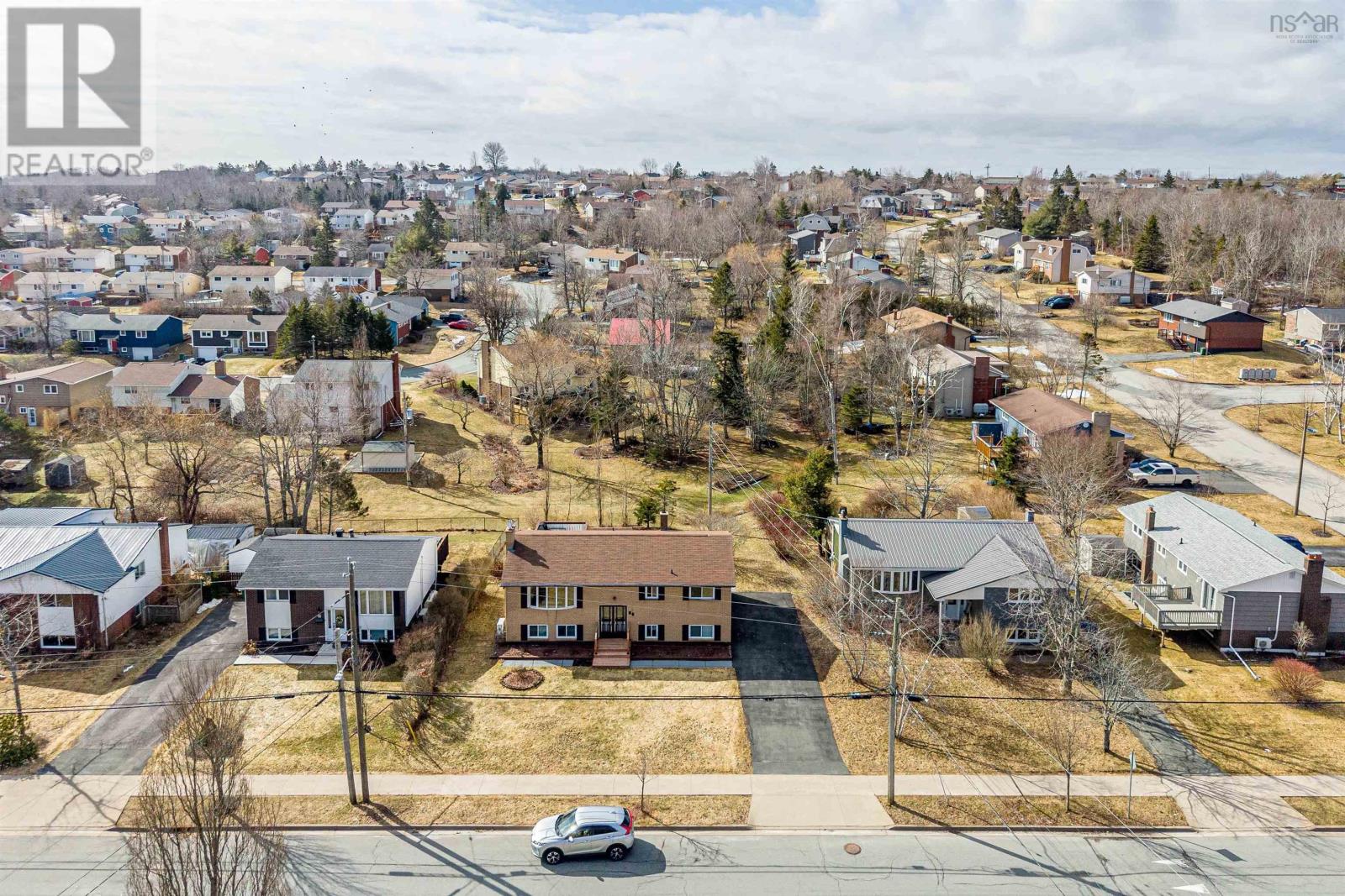 Property 3 of 49 of 60 Hampton Green