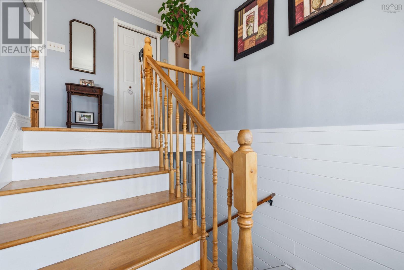 Property 7 of 49 of 60 Hampton Green