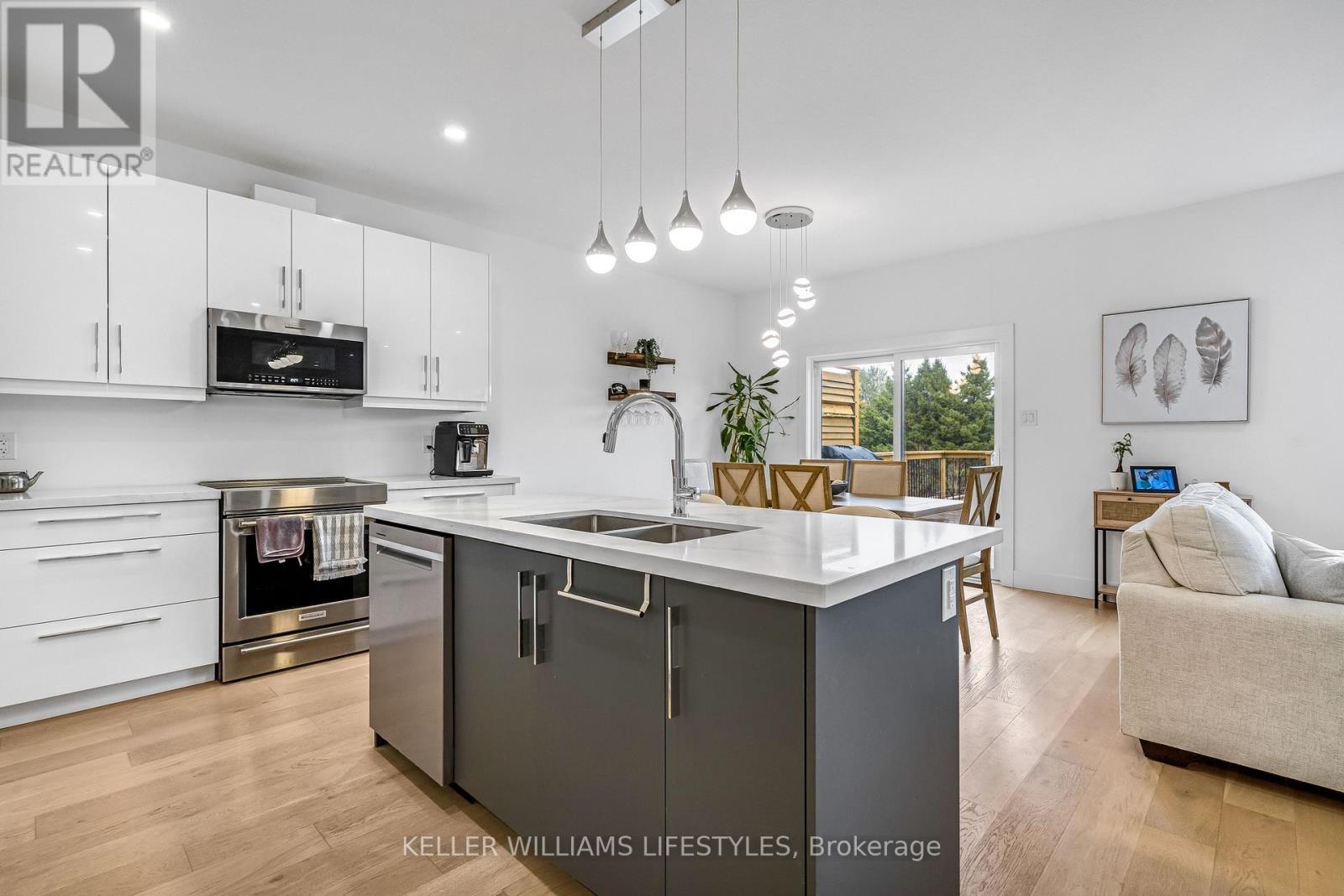 10 MCNEIL STREET - 16