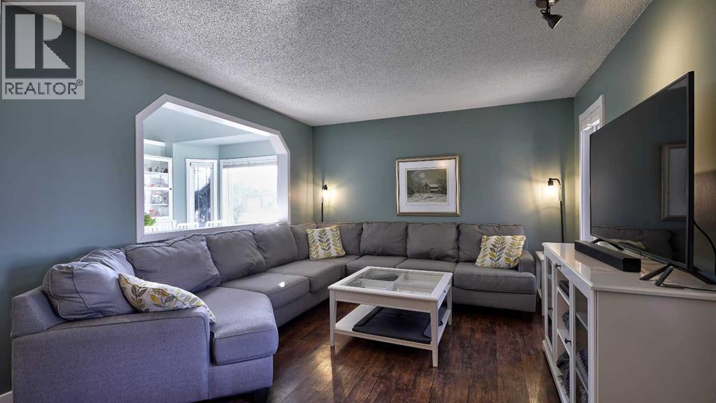 Single Family House for Sale in  Riverwood Circle SE Riverbend Calgary 