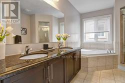 Single Family House for Sale in  GRAND TRUNK AVENUE Vaughan (Patterson) 