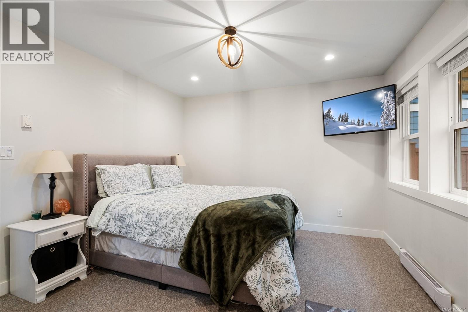 1038 SKYLAR CIR - 16