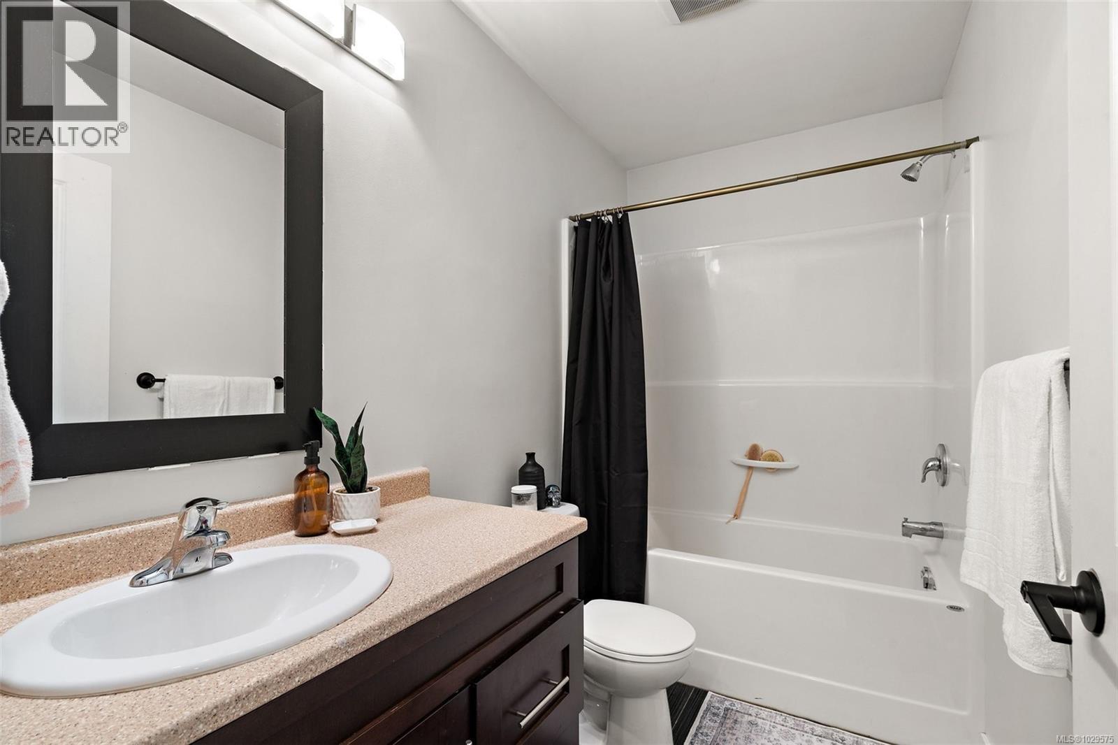 1038 SKYLAR CIR - 19