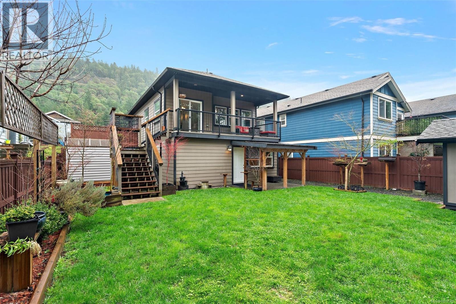 1038 SKYLAR CIR - Image 2