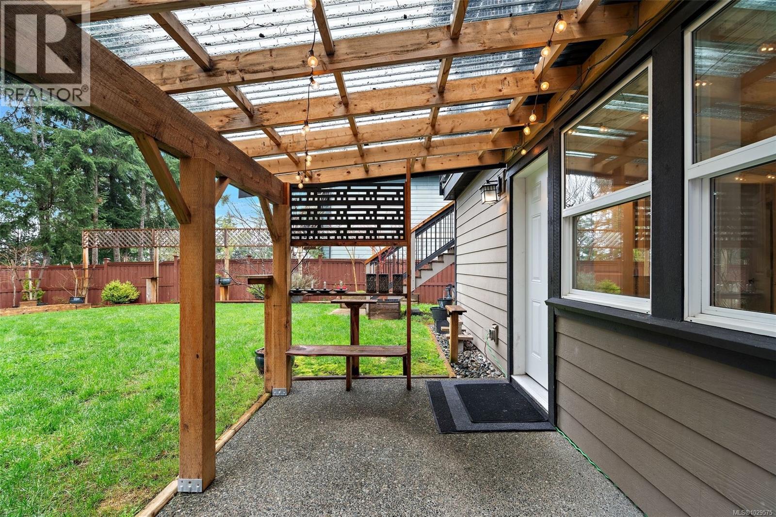 1038 SKYLAR CIR - 24