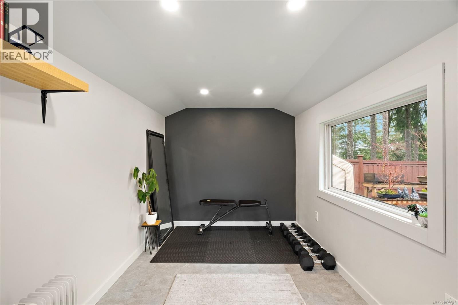 1038 SKYLAR CIR - 27