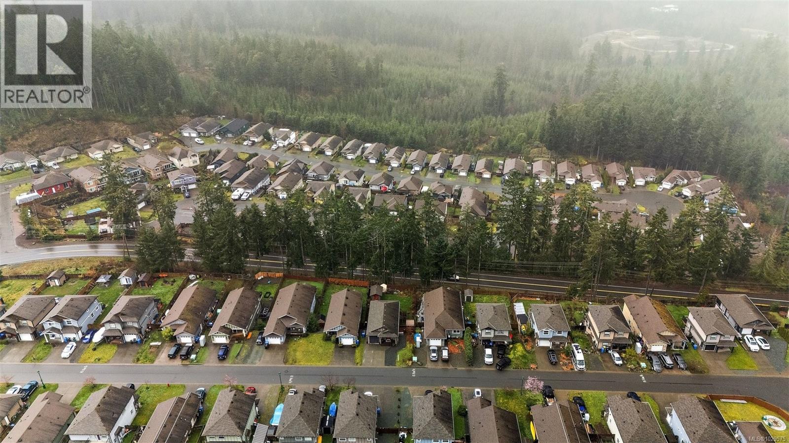 1038 SKYLAR CIR - 34