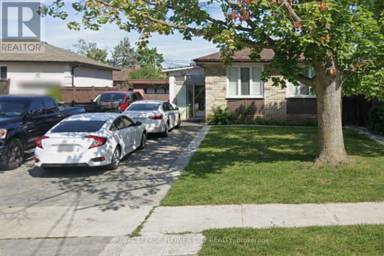Listing photo of 63 HAWKEDON CRESCENT
