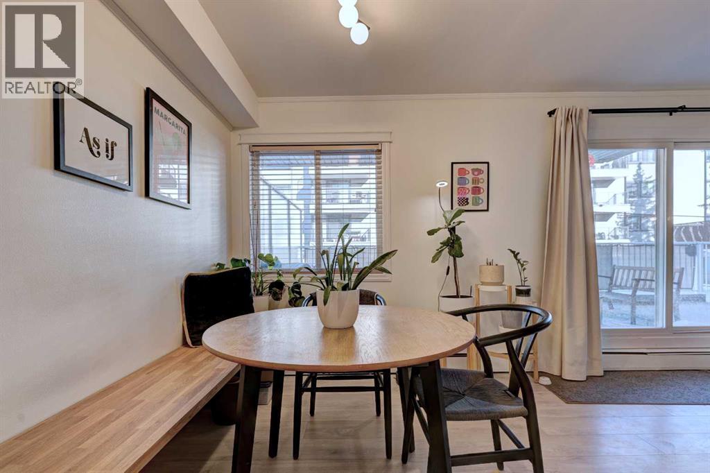 Single Family House for Sale in    Avenue SW Windsor Park Calgary 