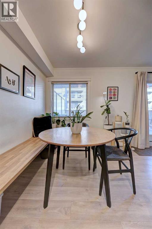 Single Family House for Sale in    Avenue SW Windsor Park Calgary 