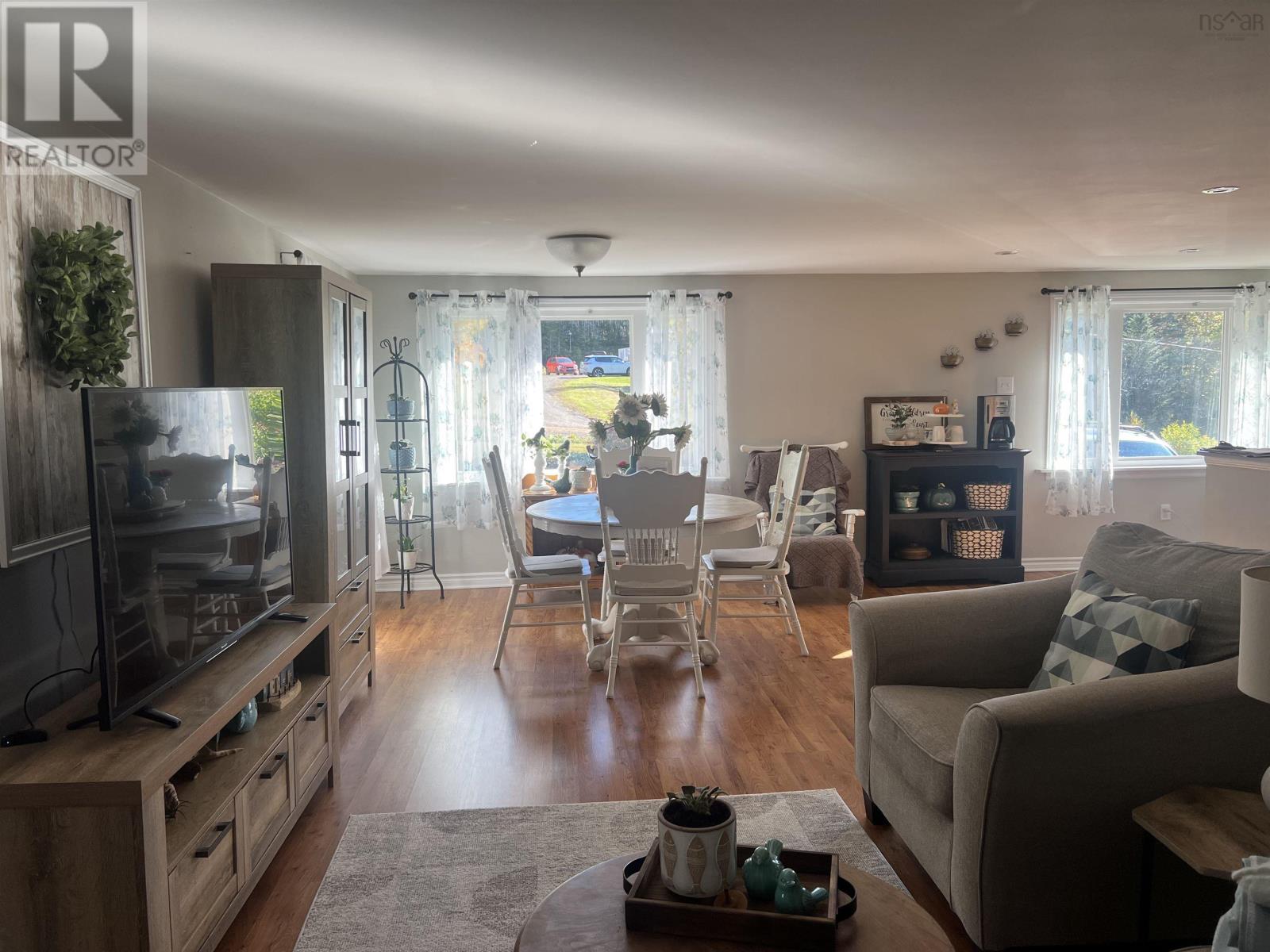 Property 18 of 27 of 31 Mckenzie Settlement Road