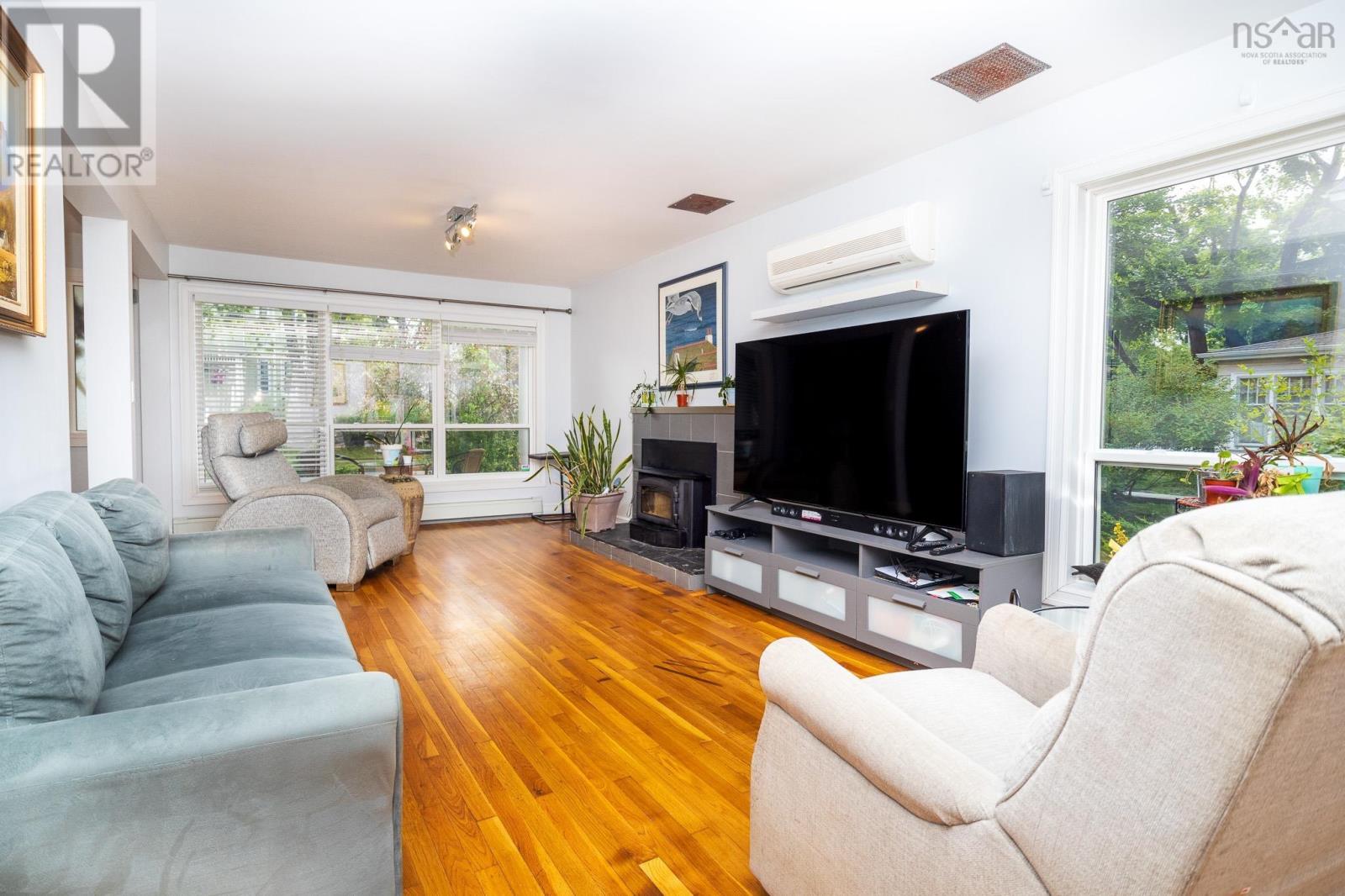 Property 42 of 49 of 79 Whitney Avenue