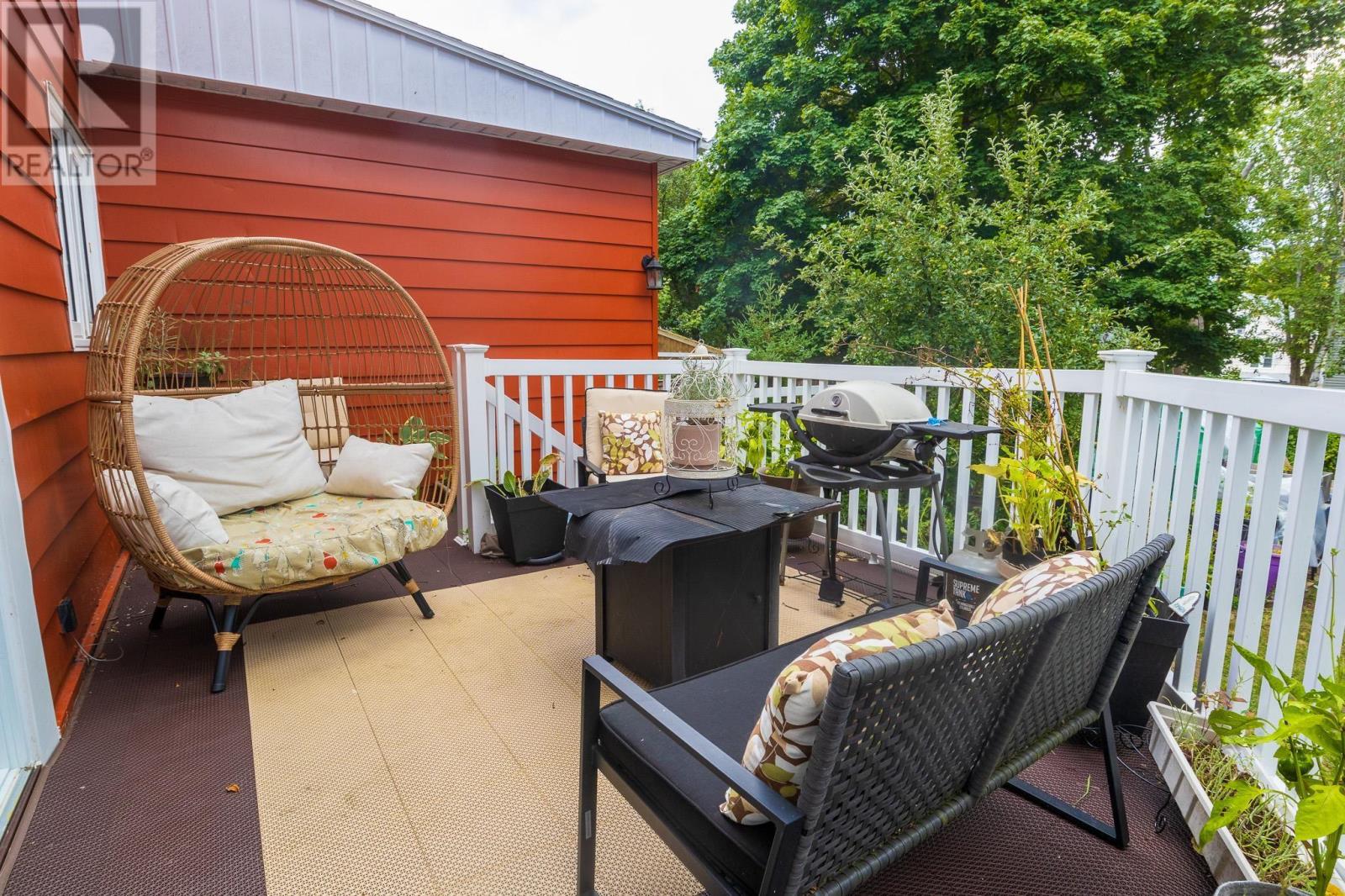 Property 33 of 49 of 79 Whitney Avenue