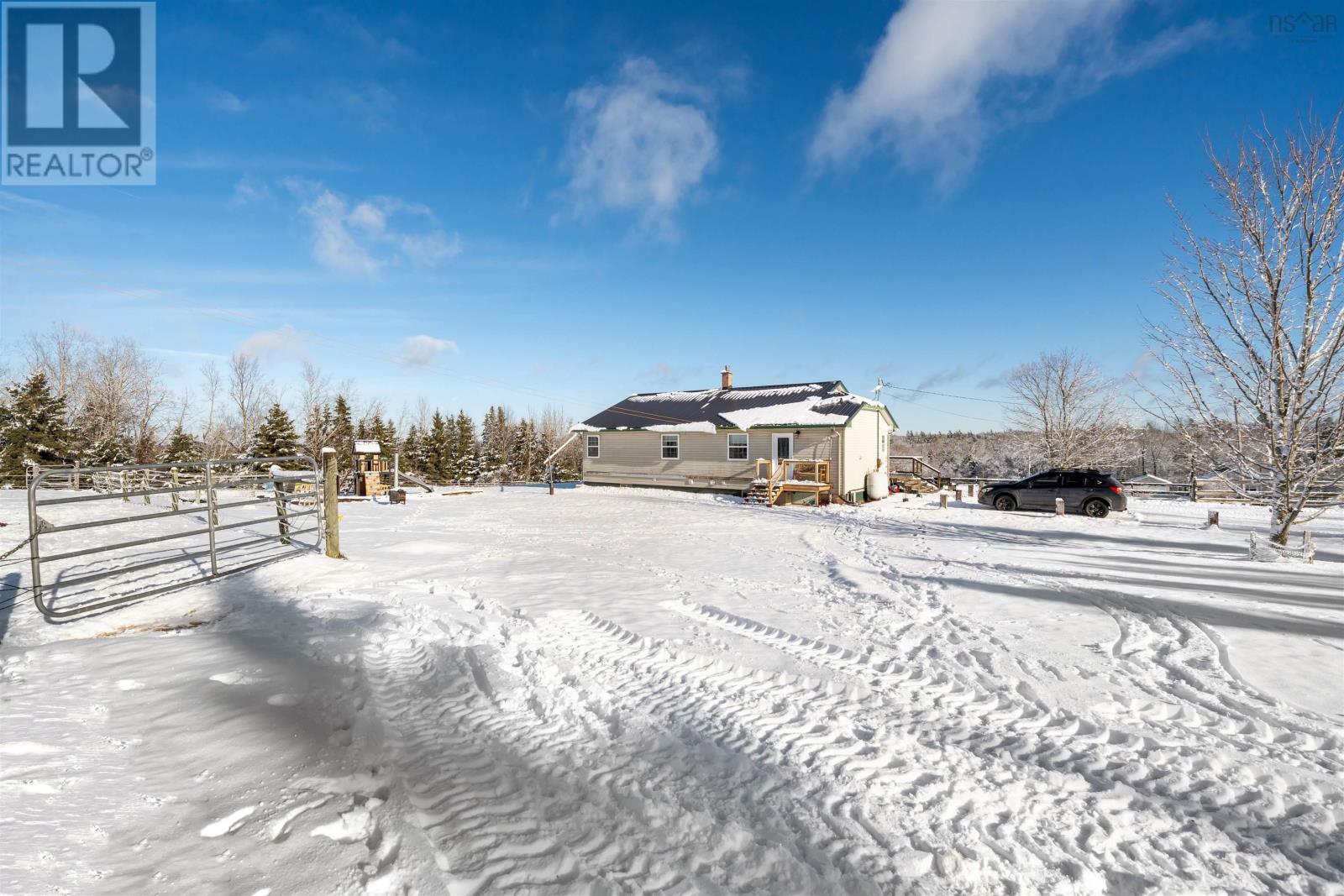 Property 16 of 49 of 8063 Highway 311