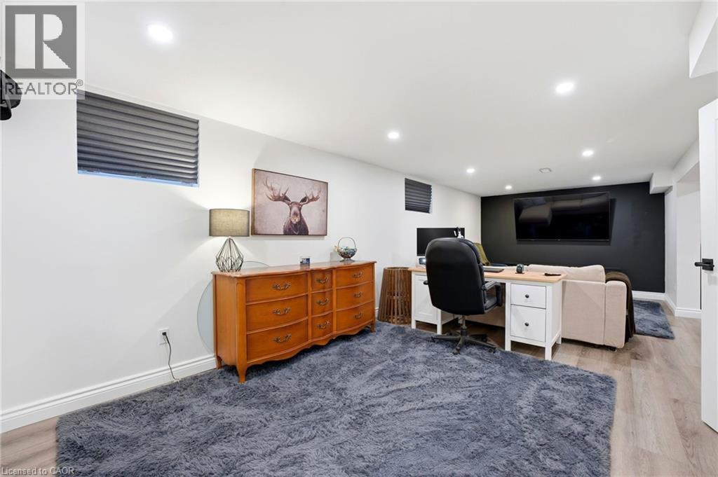 48 CHAMPLAIN Avenue, Hamilton, Ontario, L8G2H7 — Photo 3