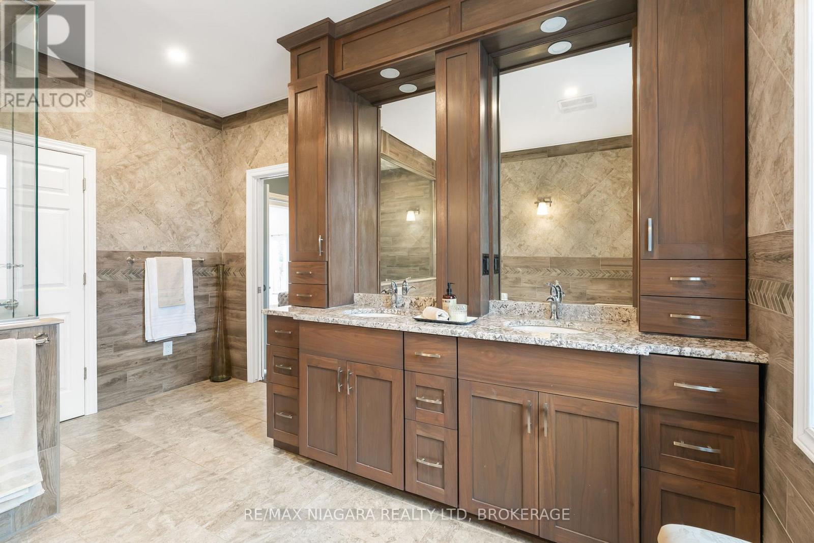 3157 BETHUNE AVENUE — photo 26