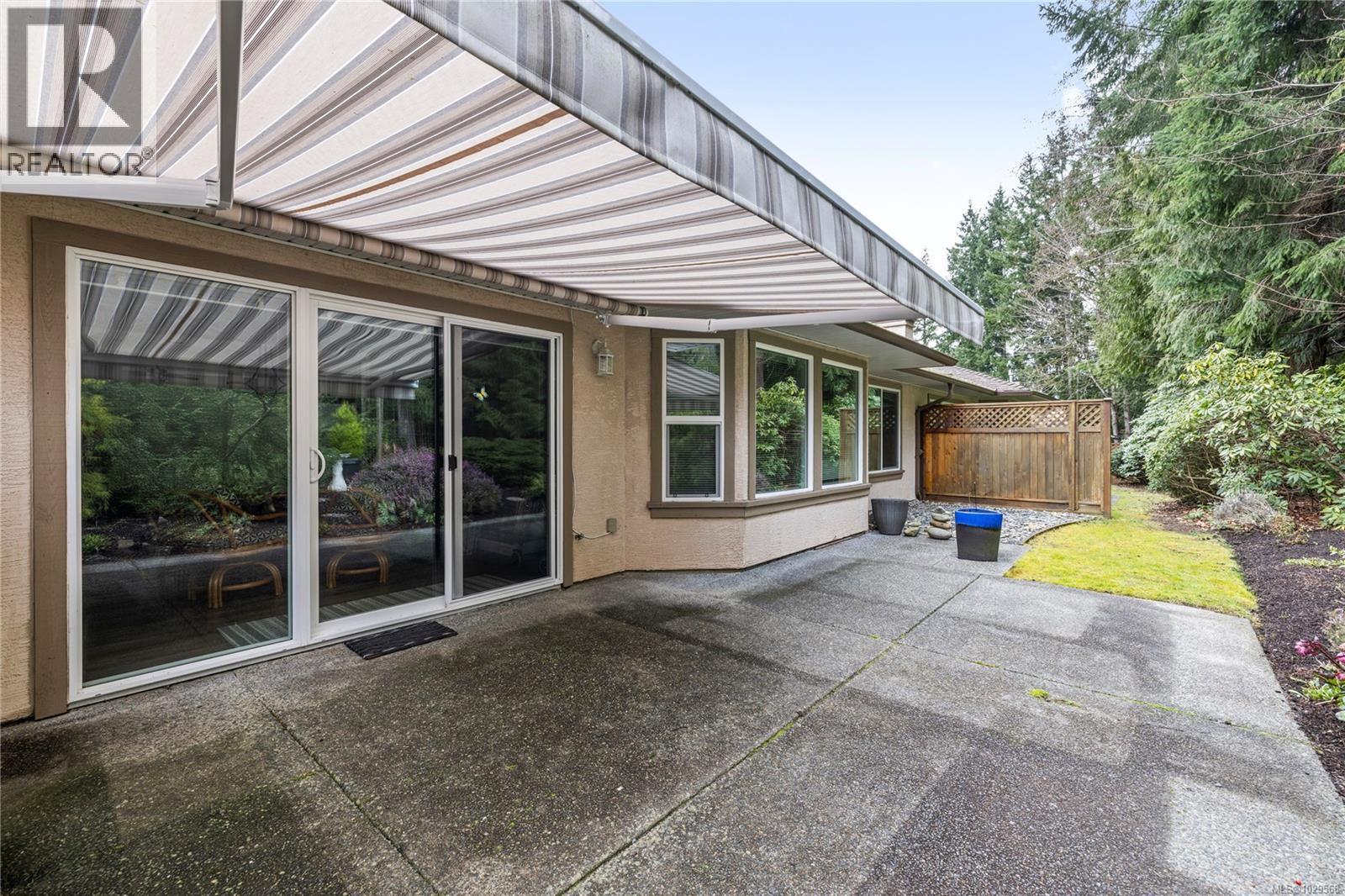 #12 810 Chestnut St - 10