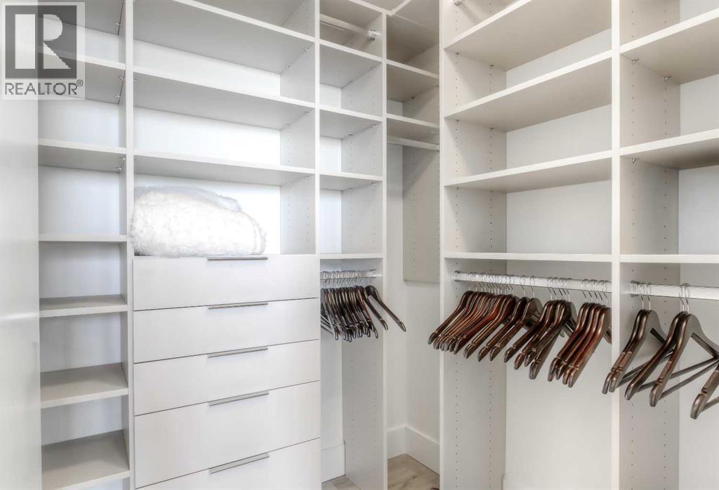 Single Family House for Sale in    Street NE Bridgeland/Riverside Calgary 