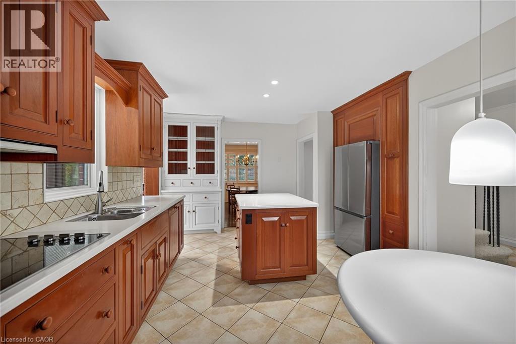 842 FOREST GLEN Avenue - 8